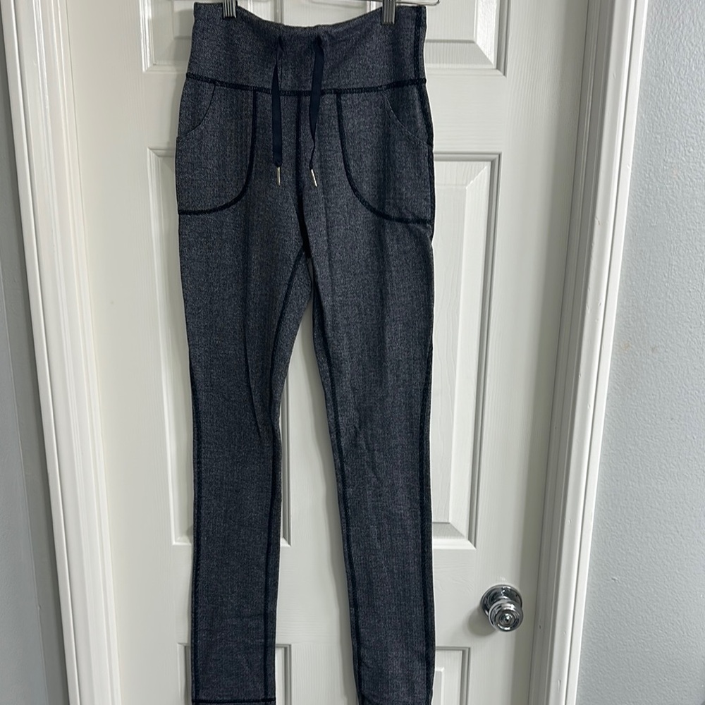 Lululemon houndstooth leggings